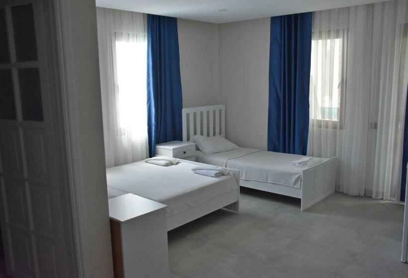 اتاق استاندارد سه تخته با چشم‌انداز باغ, La Sorella Butik