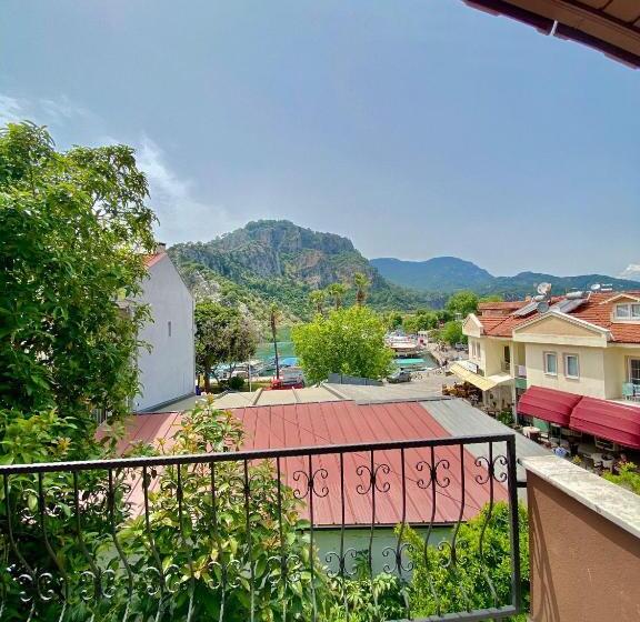 اتاق استاندارد با بالکن, La Sorella Butik