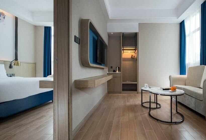 סוויטה, Kyriad Marvelous Hotel Shenzhen Longgang Dayun City Center