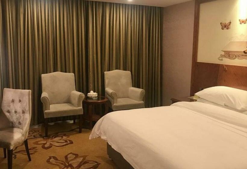 Büyük Çift Kişilik Yataklı Standart Oda, Vienna Hotel Jieyang Rongjiangxincheng Store
