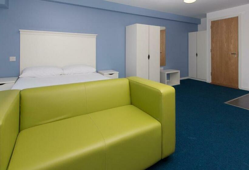 استودیوی استاندارد, Destiny Student Shrubhill   Campus Accommodation