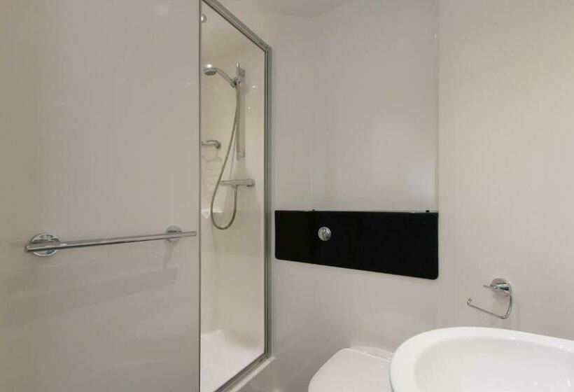 اتاق استاندارد, Destiny Student Shrubhill   Campus Accommodation