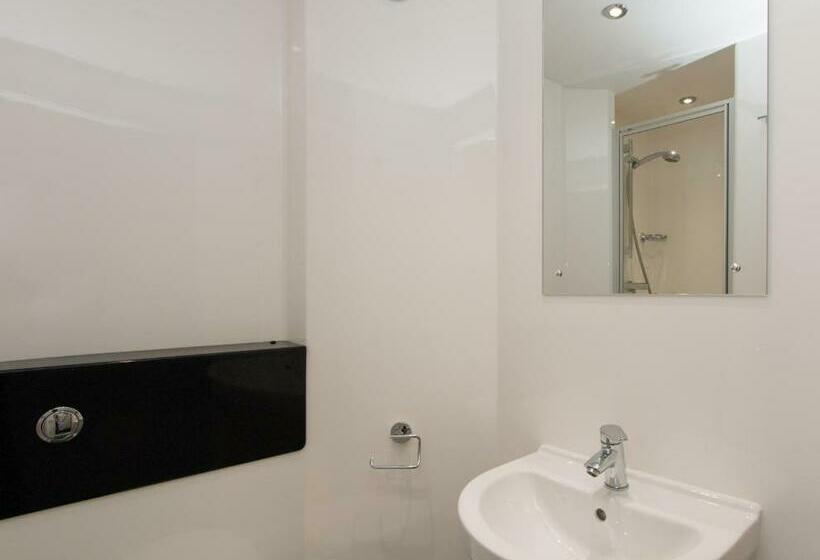 חדר סטנדרט, Destiny Student Shrubhill   Campus Accommodation