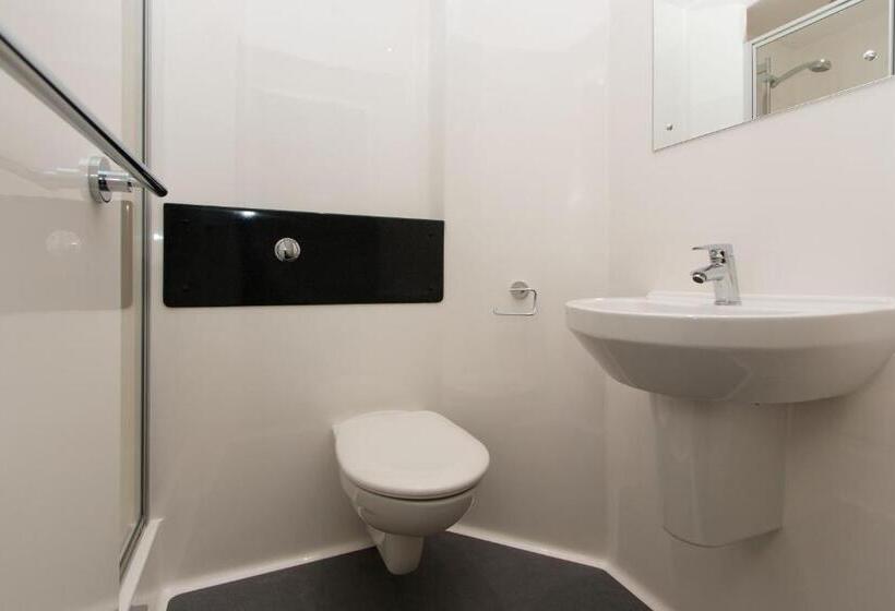 דירת 5 חדרי שינה, Destiny Student Shrubhill   Campus Accommodation