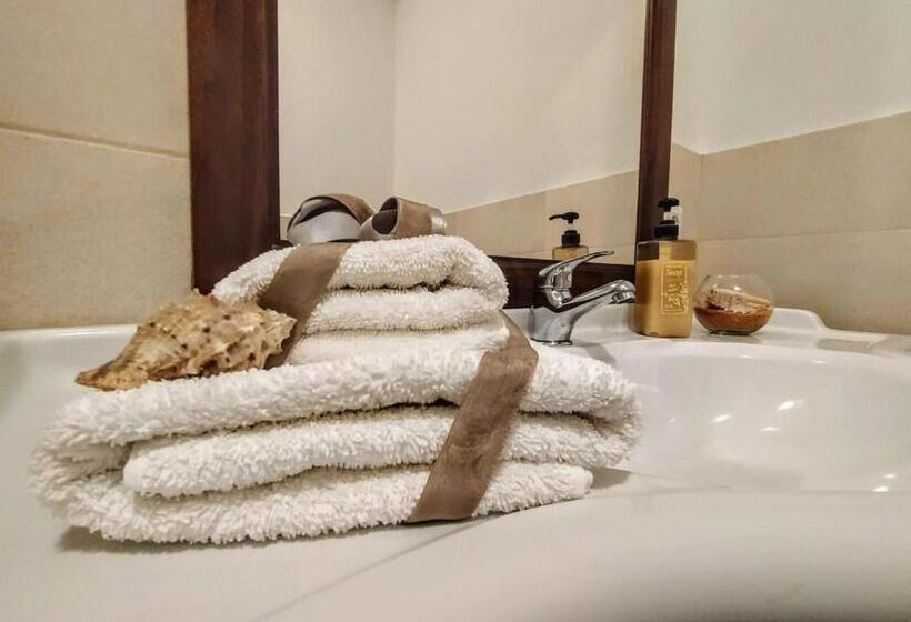 标准三人间外部浴室, B&b Alghero Mare Chiaro