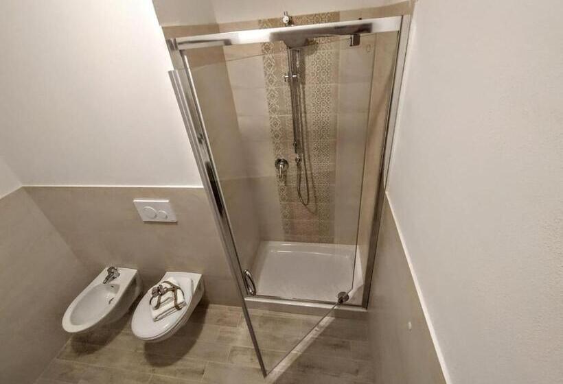 标准三人间外部浴室, B&b Alghero Mare Chiaro