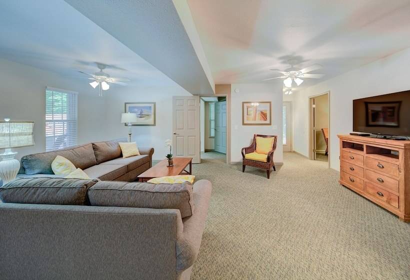 Люкс 3 Спальни, Hilton Vacation Club Beachwoods Kitty Hawk