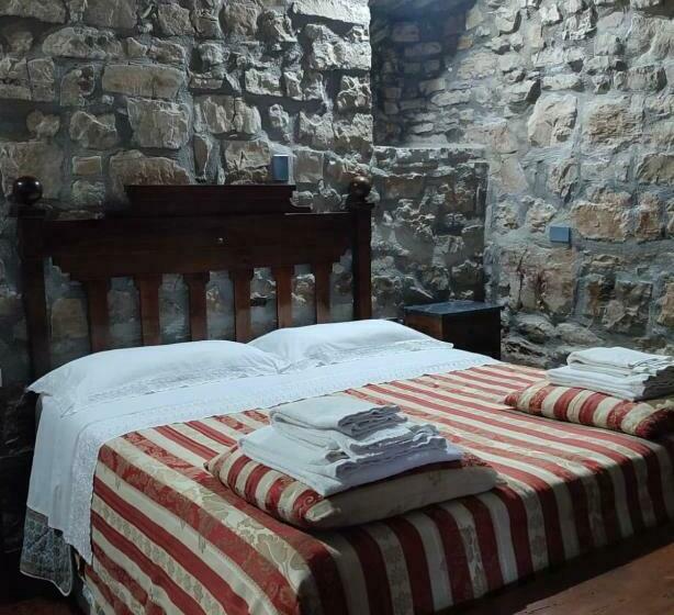 Quarto Estandar, Agriturismo Castello Di Belforte