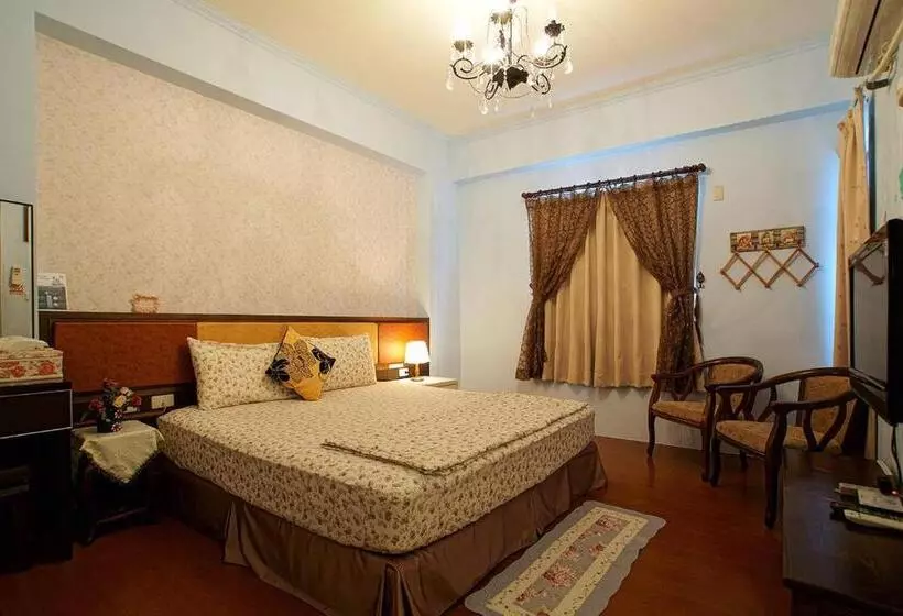 اتاق استاندارد سه نفره, Rose Garden Homestay
