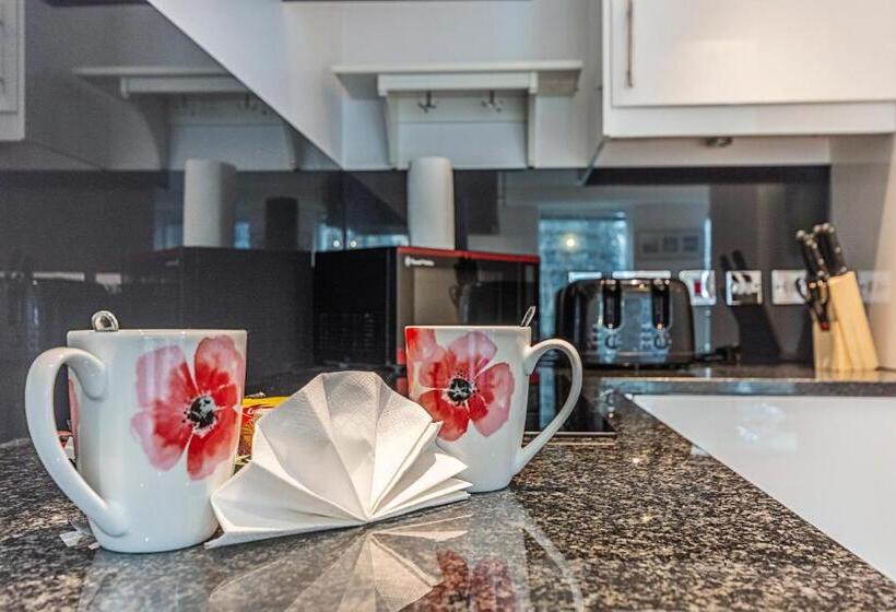 Apartamento 1 Dormitório com Sacada, Canary Wharf   Luxury Apartments