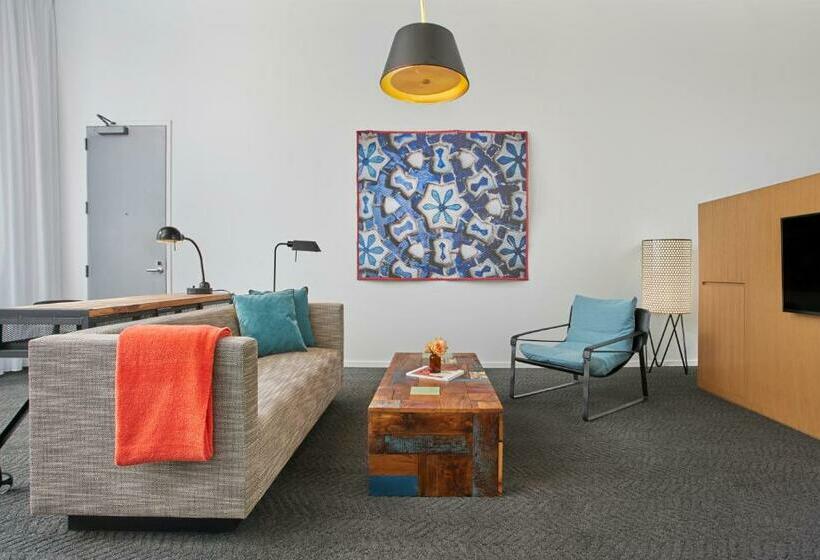 جناح ديلوكس, Fordson Hotel, In The Unbound Collection By Hyatt