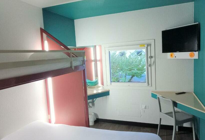 스탠다드 트리픔 룸 공동욕실, Chicôtel Périgueux Boulazac