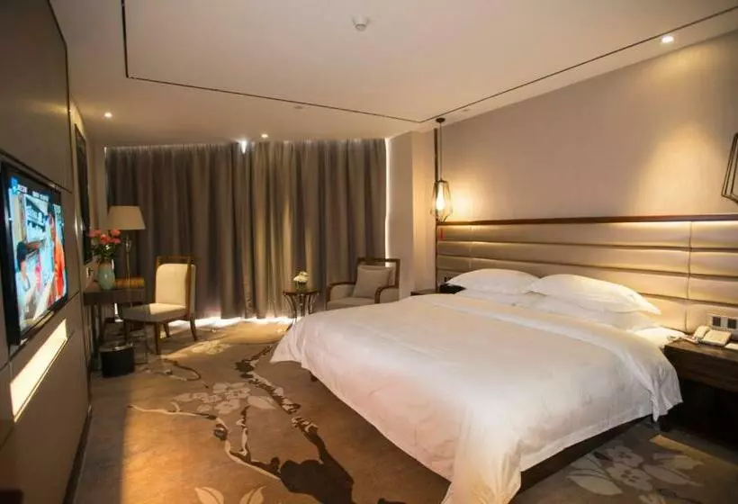 デラックススイート, Guilin Days Inn