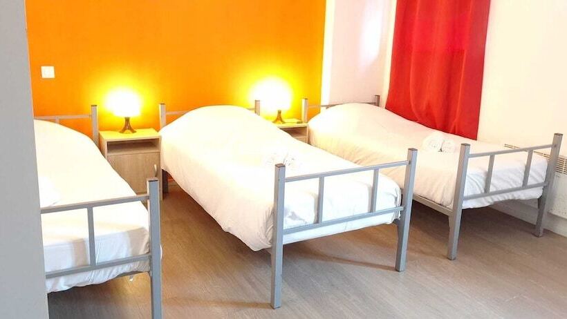 Трехместный Номер Базовый, Hôtel Le Saint Quentin