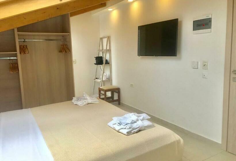 Номер Стандарт Боковой Вид на Море, Iakinthos Tsilivi Beach