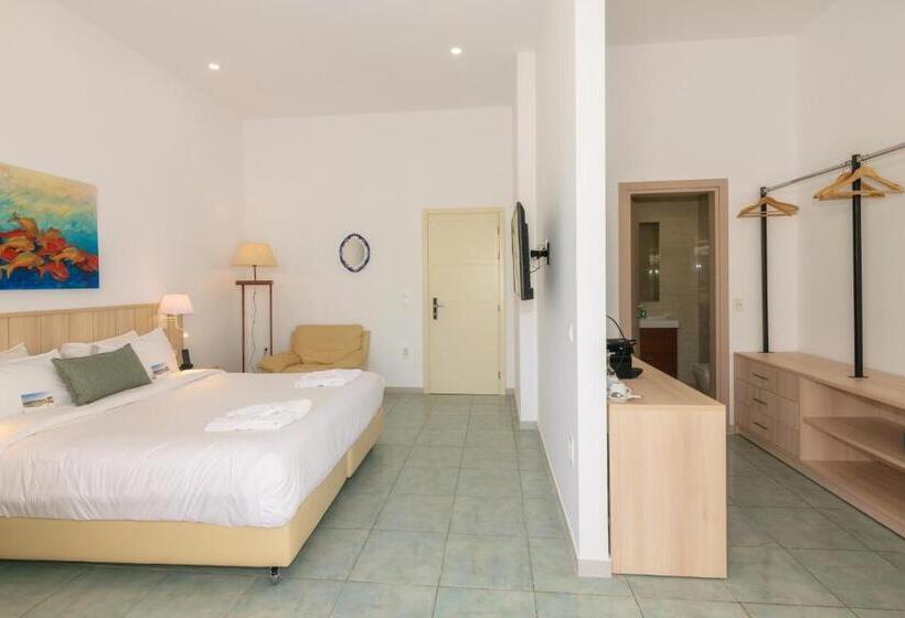 Полулюкс, Iakinthos Tsilivi Beach