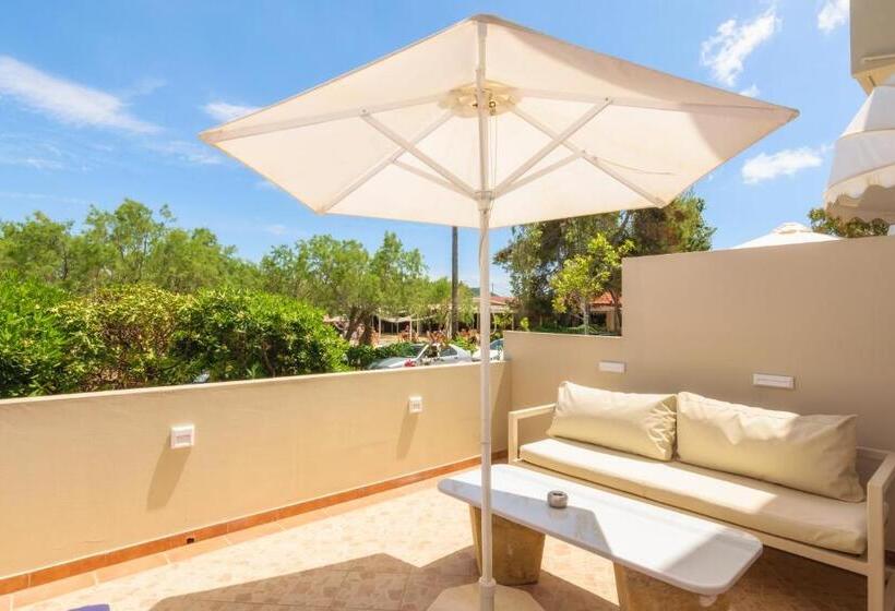 Полулюкс, Iakinthos Tsilivi Beach