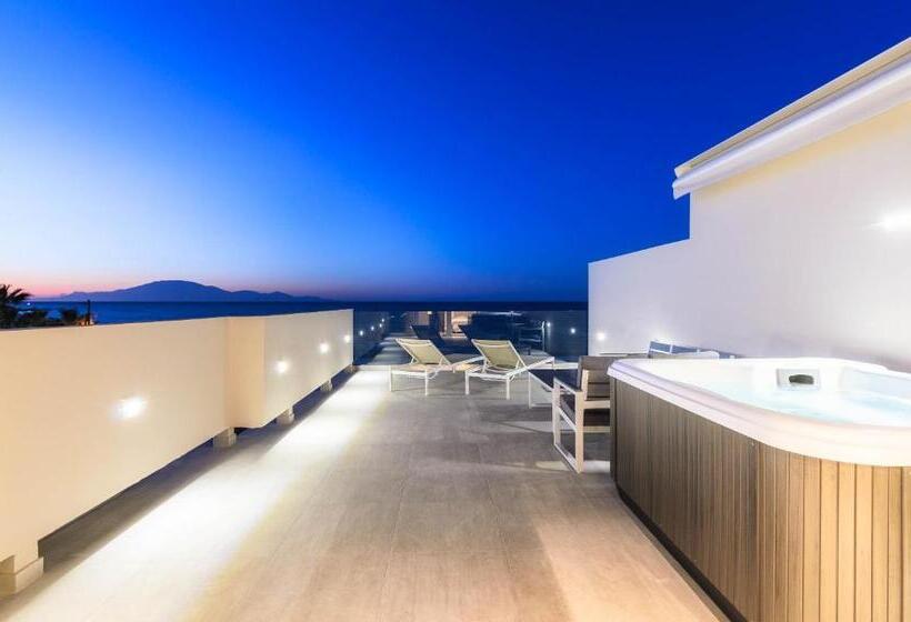 Люкс Повышенной Комфортности, Iakinthos Tsilivi Beach