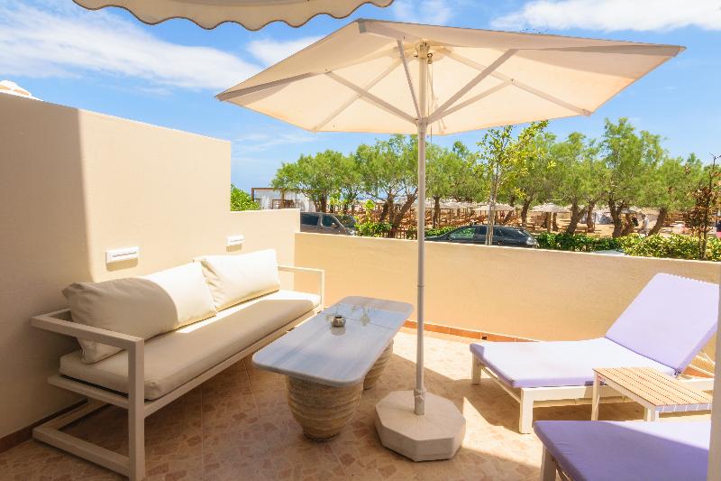 Полулюкс, Iakinthos Tsilivi Beach