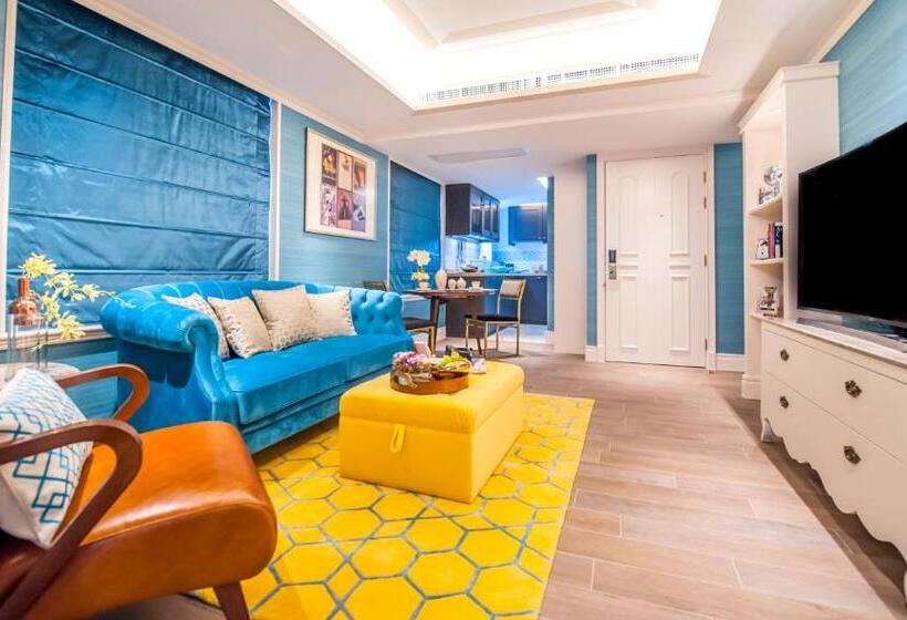 سوییت, Madera Hollywood