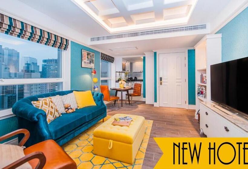 سوییت لوکس, Madera Hollywood