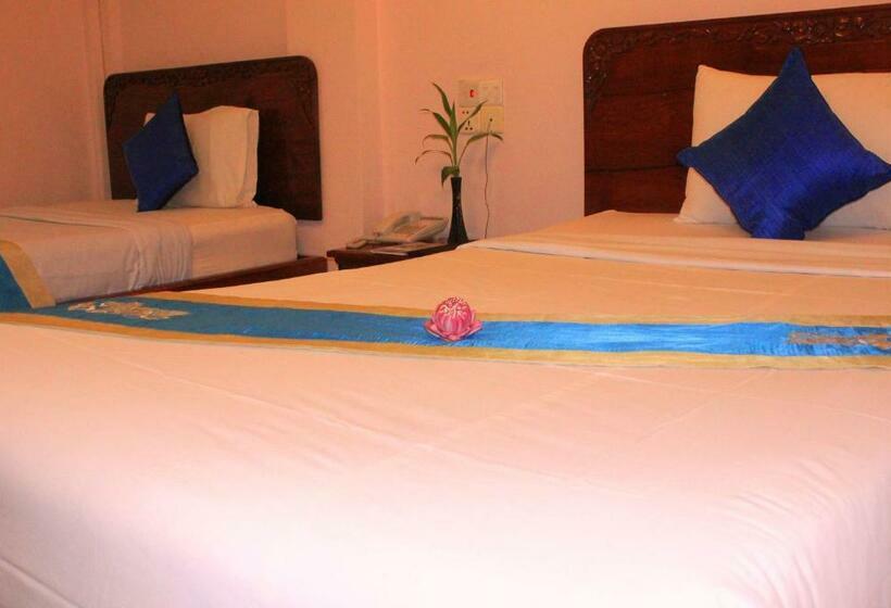 חדר סטנדרט לשלושה, Nawin Palace Guesthouse