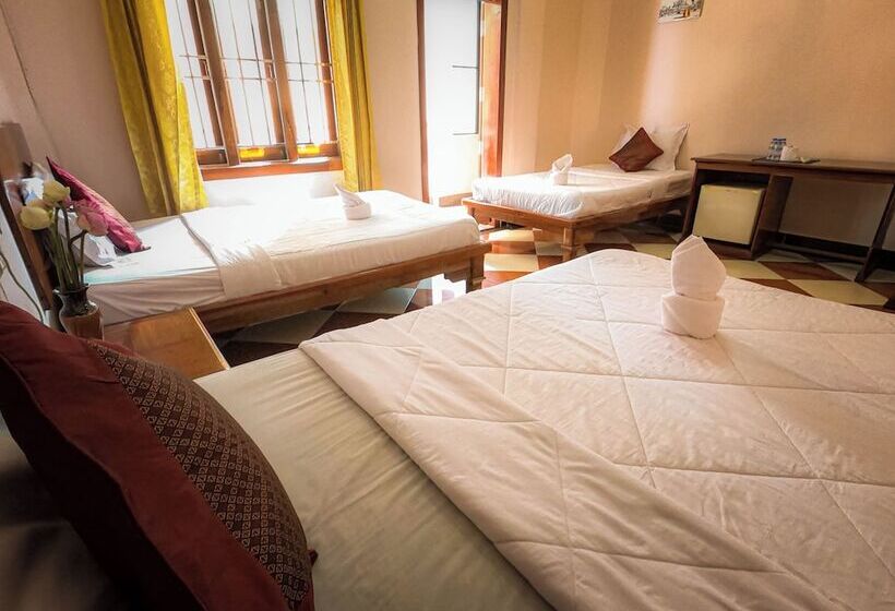 スタンダードルーム, Nawin Palace Guesthouse