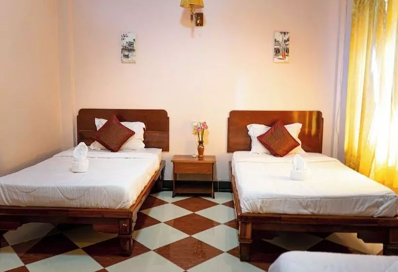 スタンダードルーム, Nawin Palace Guesthouse
