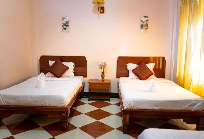 スタンダードルーム, Nawin Palace Guesthouse
