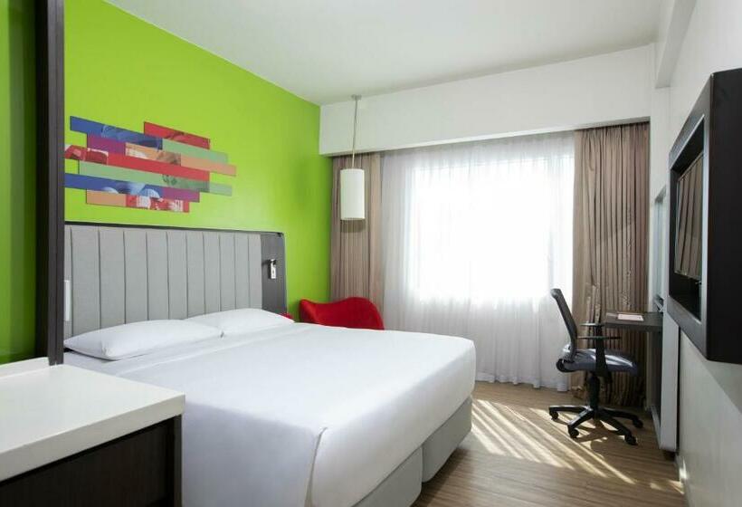 Quarto Estandar, Park Inn By Radisson Clark