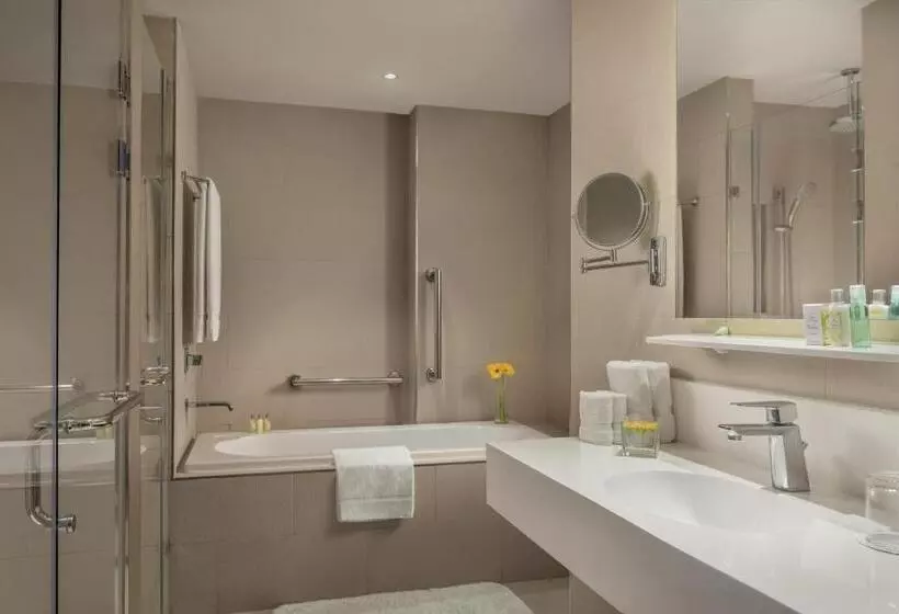 ジュニアスイート, Park Inn By Radisson Clark