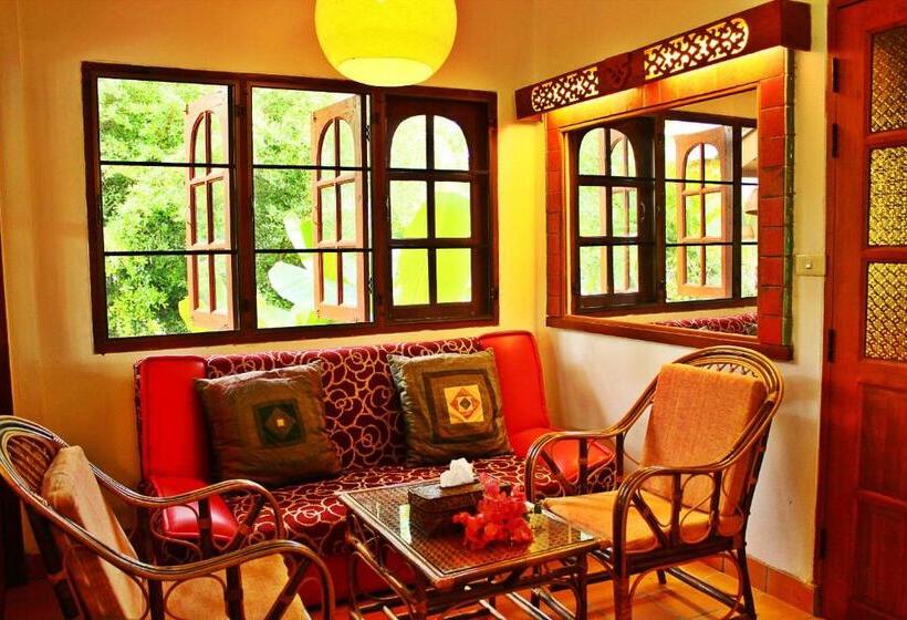 家庭间, Secret Garden Chiang Mai