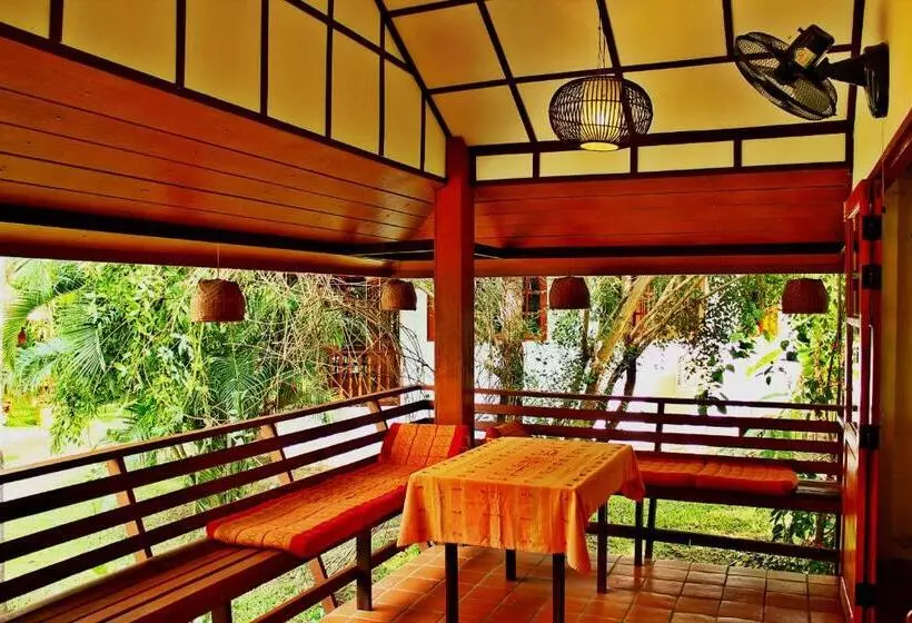 Perhehuone, Secret Garden Chiang Mai