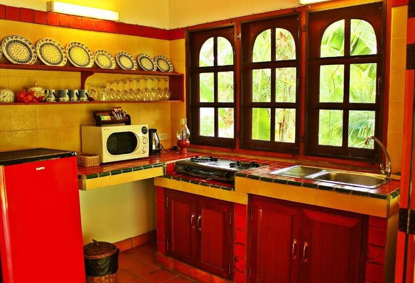 家庭间, Secret Garden Chiang Mai