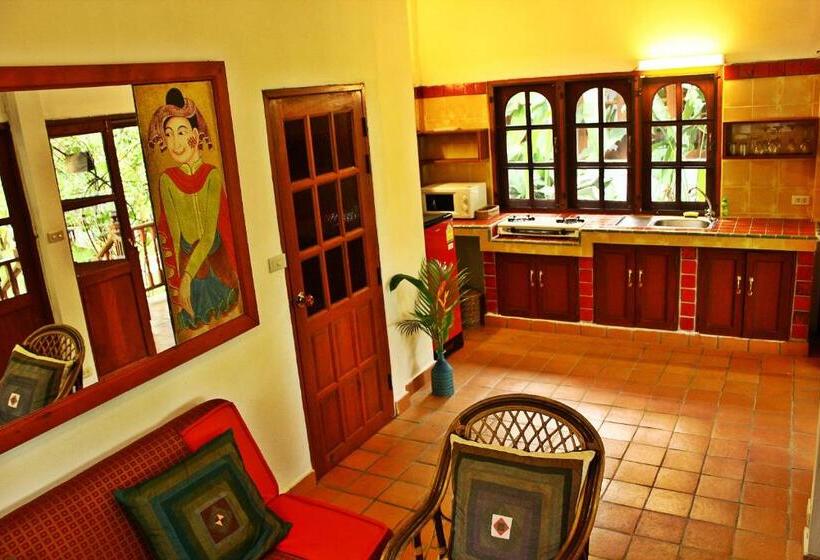 اتاق لوکس, Secret Garden Chiang Mai
