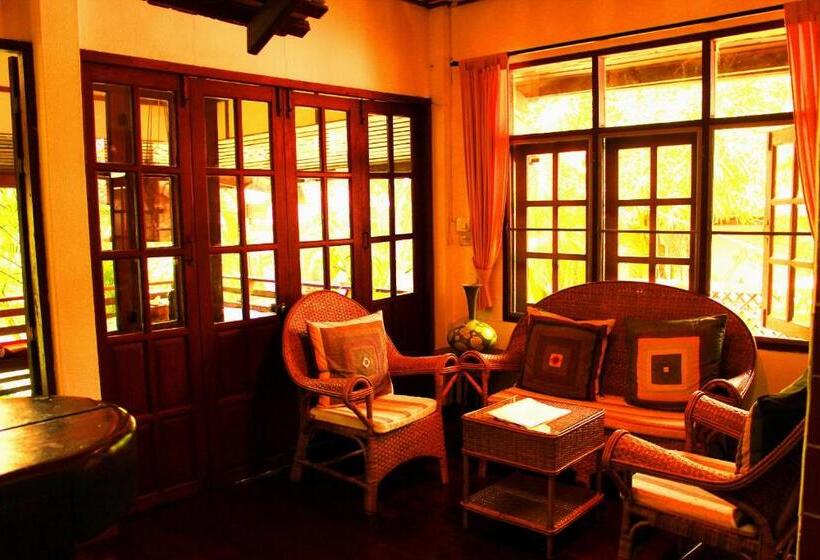 اتاق لوکس, Secret Garden Chiang Mai