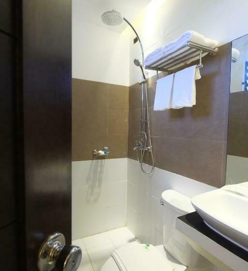 수피리어 트리플 룸, Southpole Central