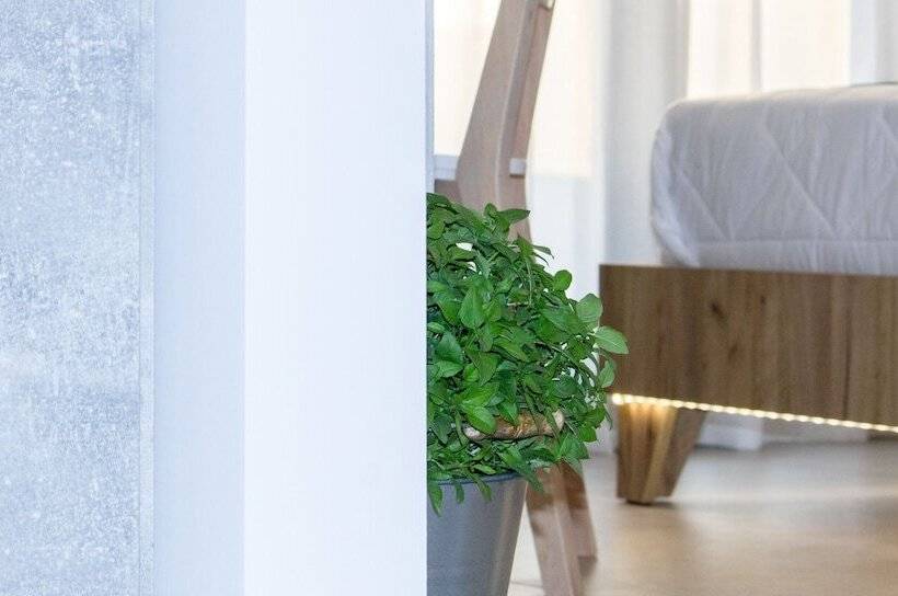 Standard Triple Room, Margaret Of Naxos