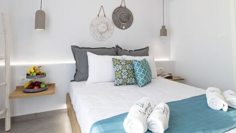 Standard Room, Margaret Of Naxos