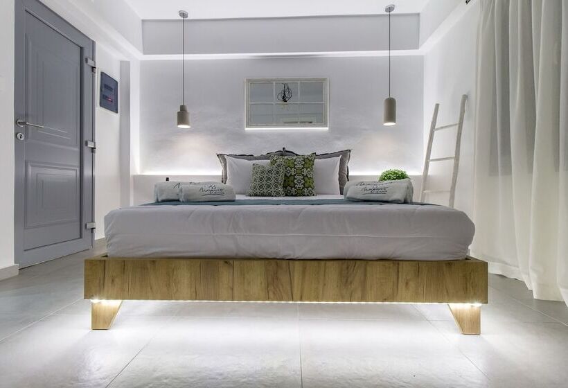 Standard Triple Room, Margaret Of Naxos