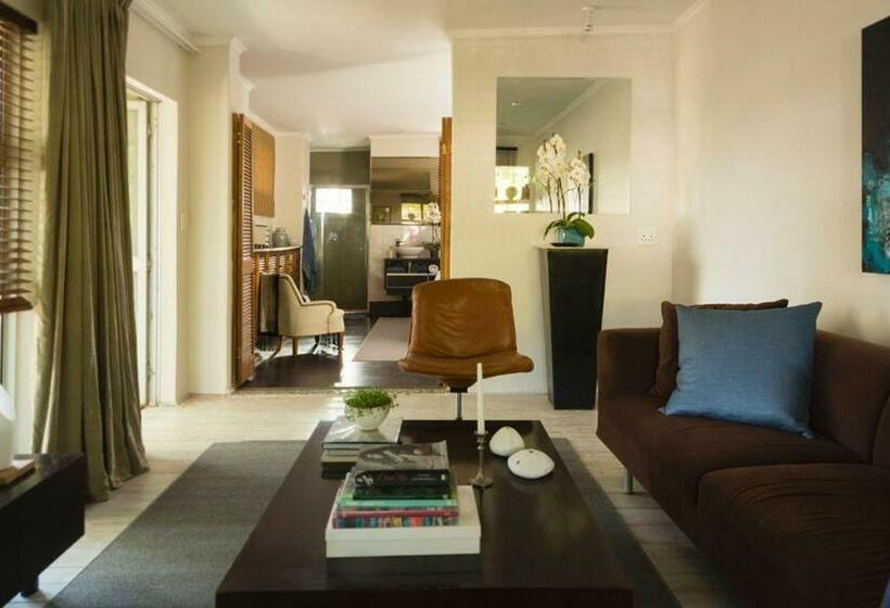 デラックススイート, Craighall Garden Studios & Lofts