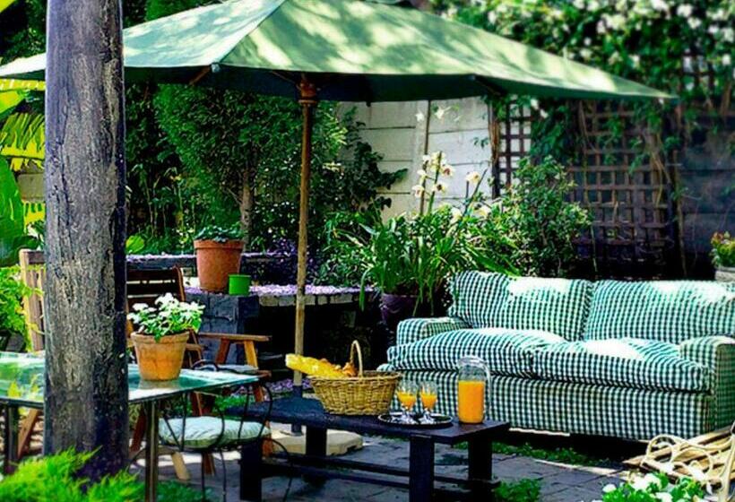 スタンダードスタジオ, Craighall Garden Studios & Lofts