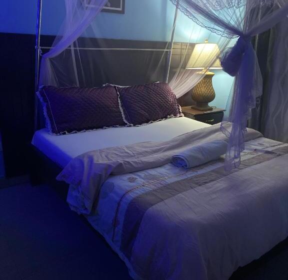 اتاق استاندارد یک نفره, Bliss Hotel Nansana