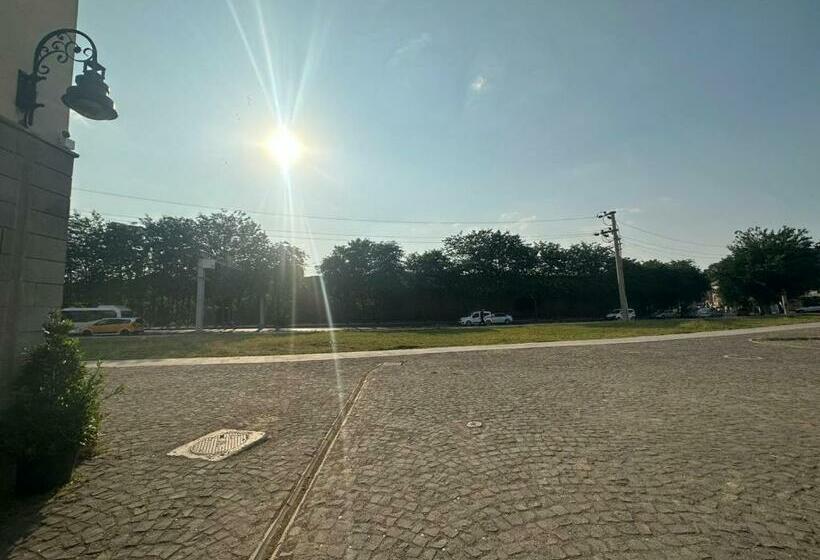 Семейный Номер, Konak Home