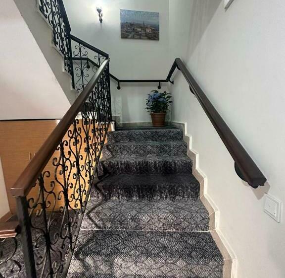 Семейный Номер, Konak Home