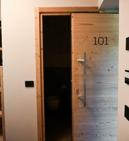 חדר סטנדרט עם מיטת קינג, Grey Castle Garnì&suite