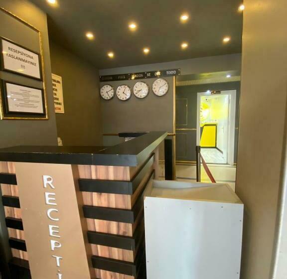 Студия Стандарт, Pin Suites
