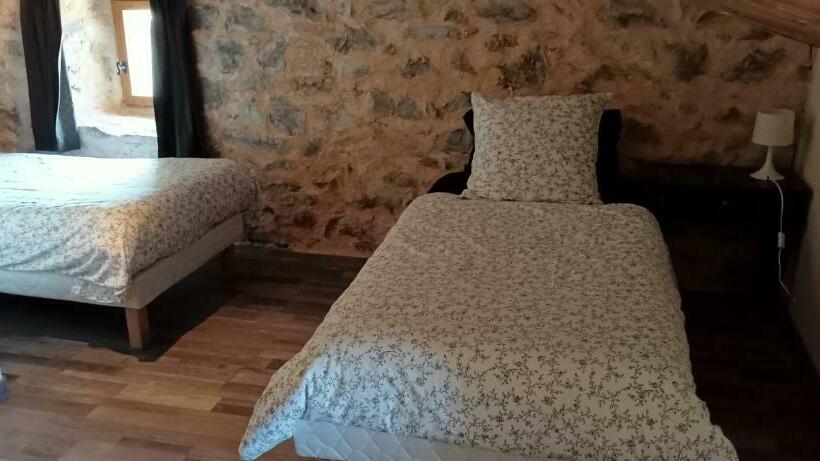 スタンダード４人部屋, La Dame Blanche