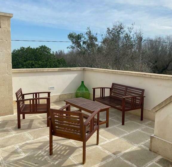 חדר קלאסי לשלושה, Masseria Li Vecchi