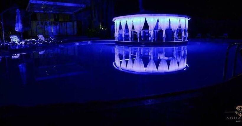 اتاق خانوادگی با چشم‌انداز دریا, Andamati Beach Resort